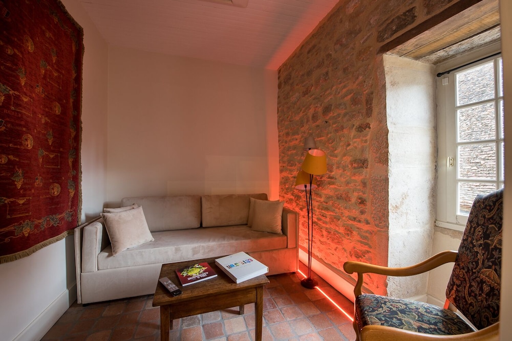 Basic Suite - Photo 2