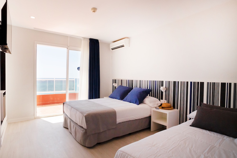 Standard Triple Room, Sea View (2+1) - Photo 1