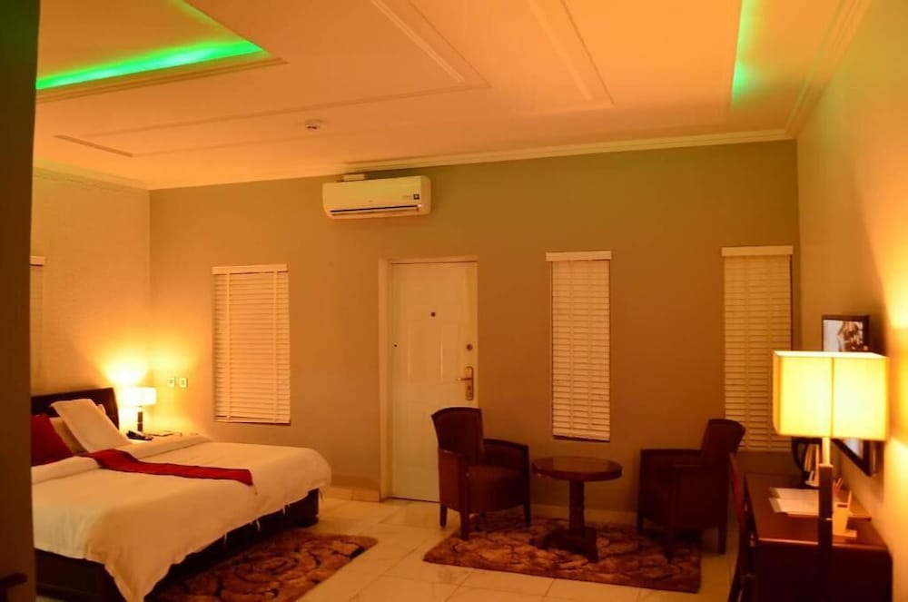 Executive Room photo 1
