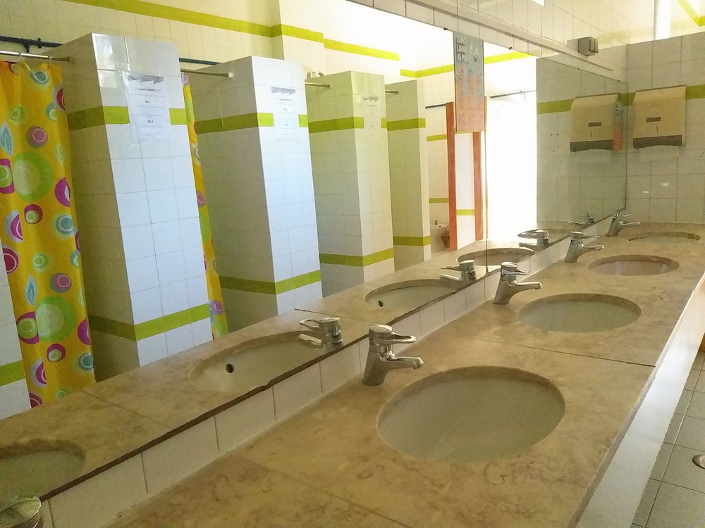 Twin Room, Shared Bathroom - Photo 6
