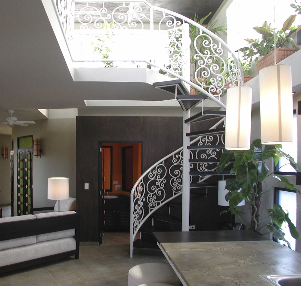 Presidential Penthouse, 2 Bedrooms, Terrace photo 3