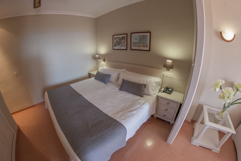 Traditional Apartment, 1 Bedroom, Sea View (4 Occupants) - Photo 2