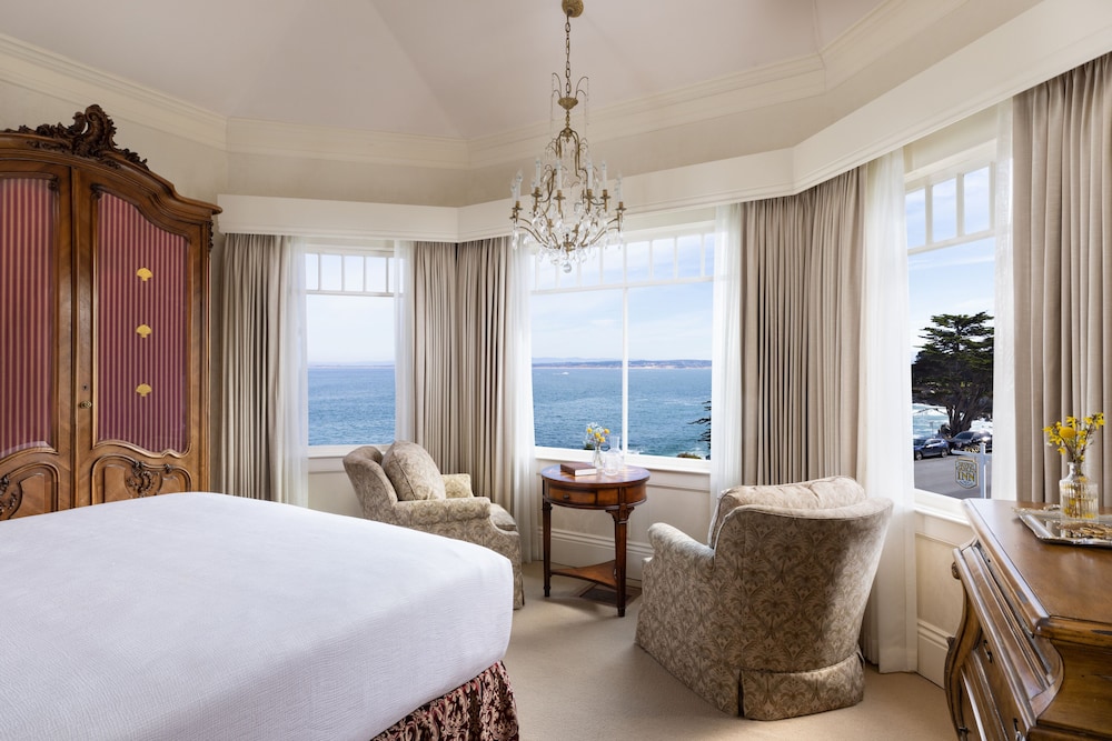 Deluxe Room, 1 King Bed, Ocean View