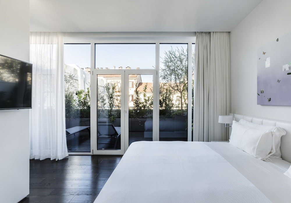 Prestige Terrace Suite photo 1