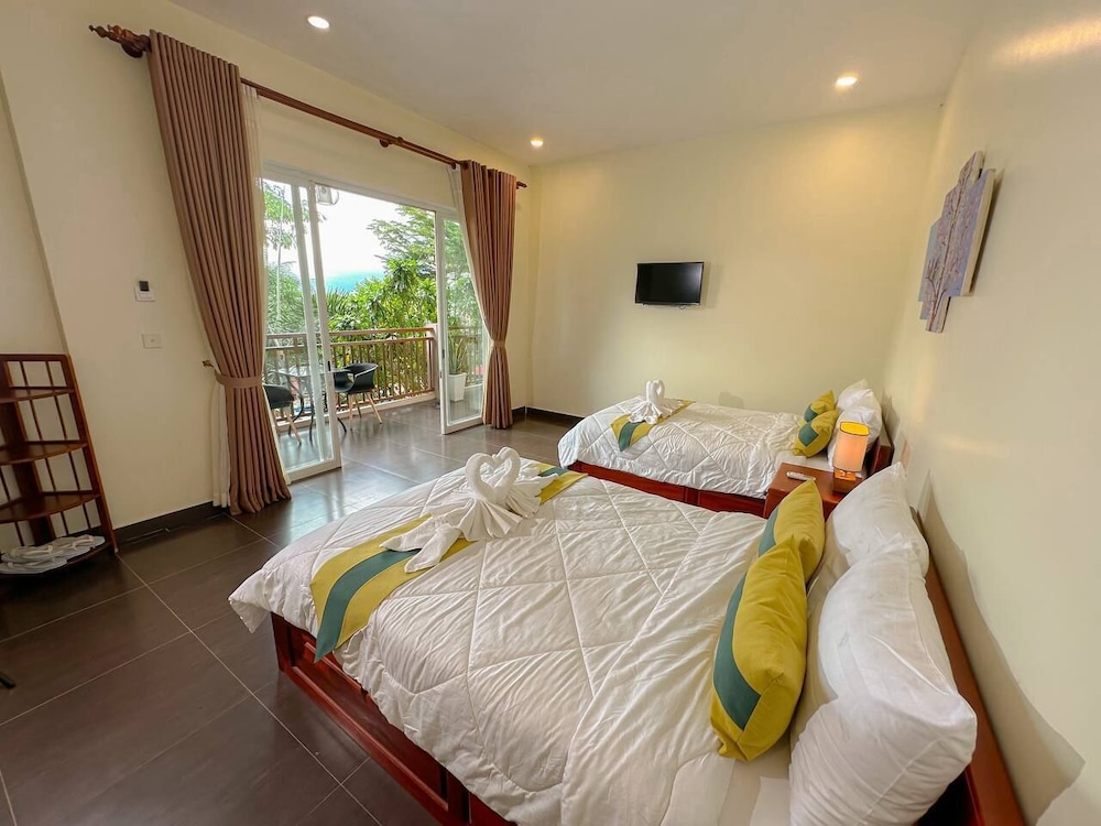 Standard Twin Room, 2 Bedrooms, Pool Access, Garden Area photo 2