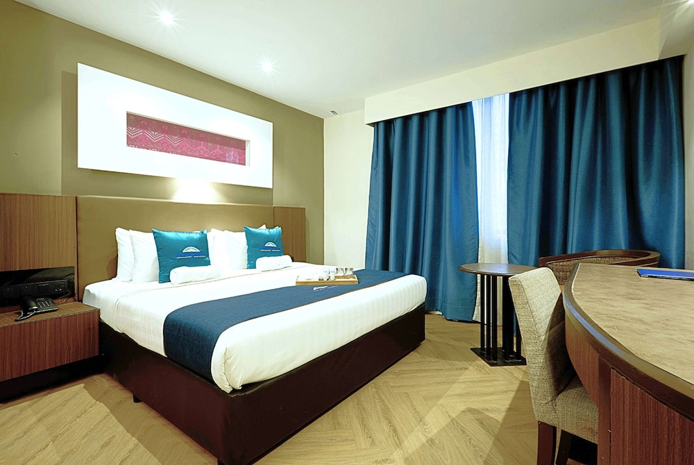 Deluxe Room, 1 King Bed, Non Smoking
