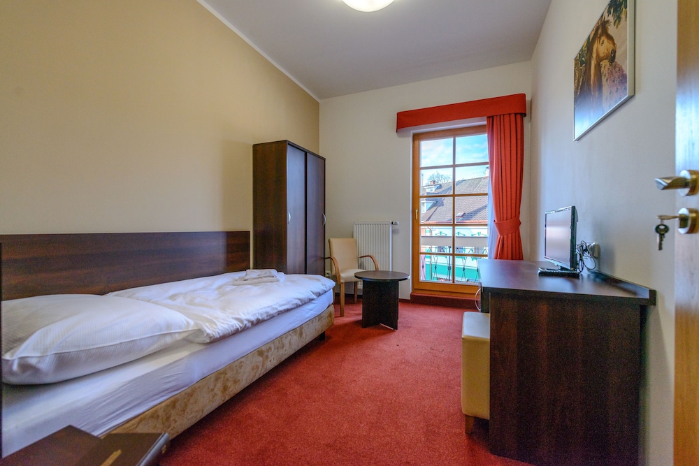 Single Room photo 1