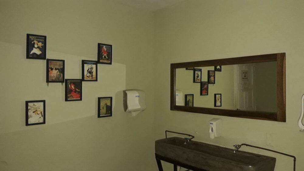 Dormitory, 6 beds photo 2