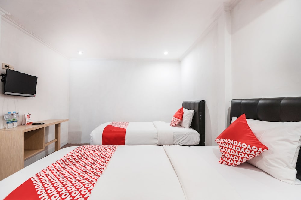 Standard Twin Room - Photo 4