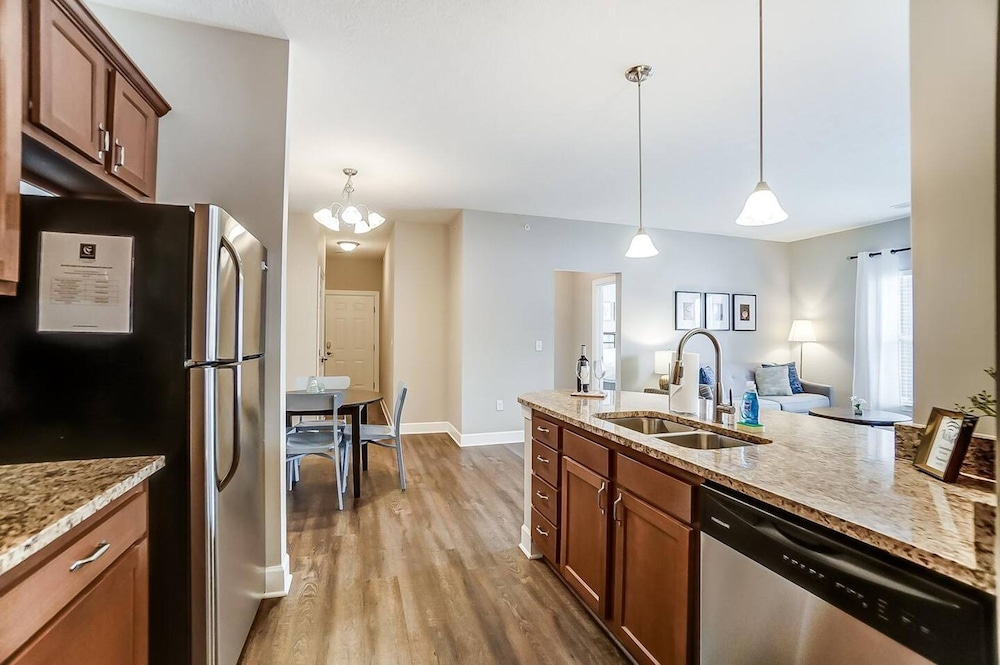 Walkable Pet-friendly 2BR 2BA On 1st Floor, Billede 29