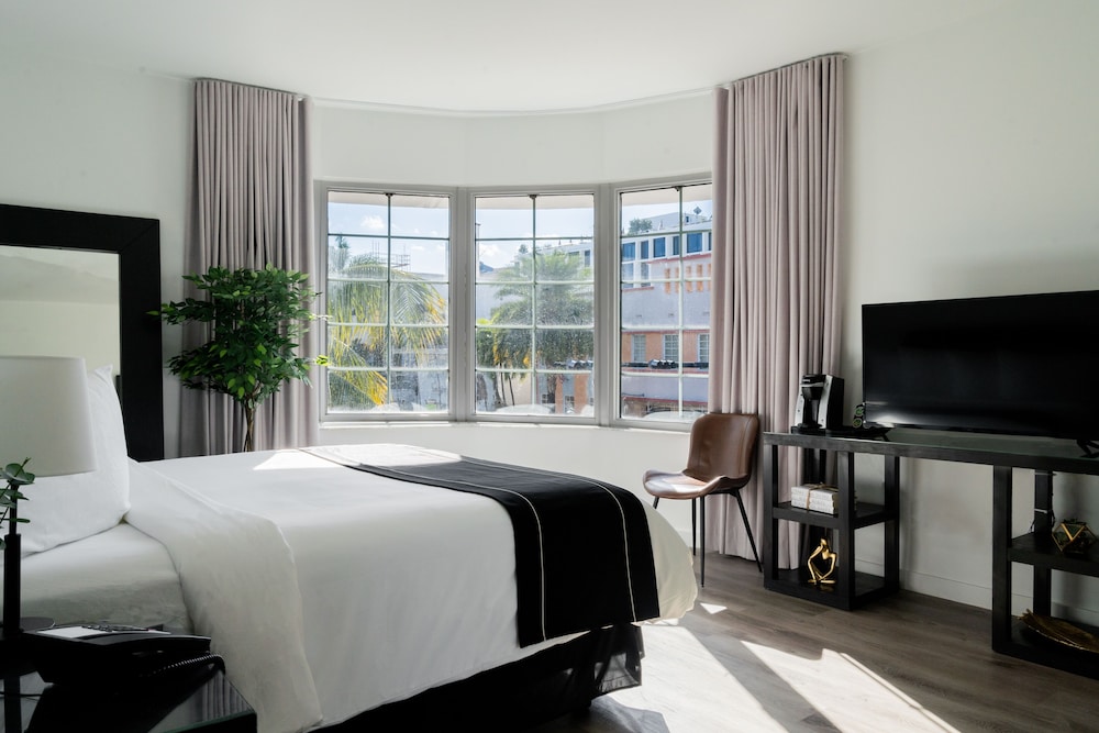 Superior Room, 1 King Bed - Photo 2
