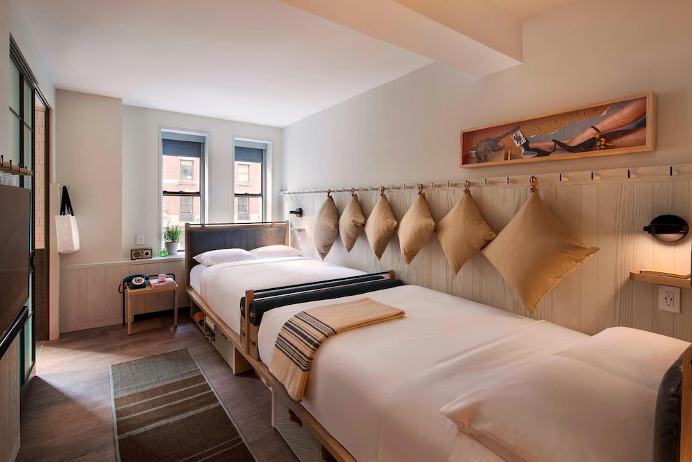 Room, 2 Double Beds (Hearing Accessible)