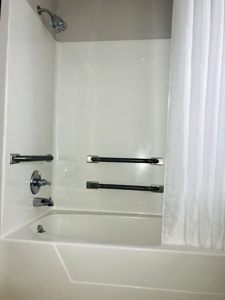 Suite, 1 Bedroom, Accessible, Non Smoking - Photo 12