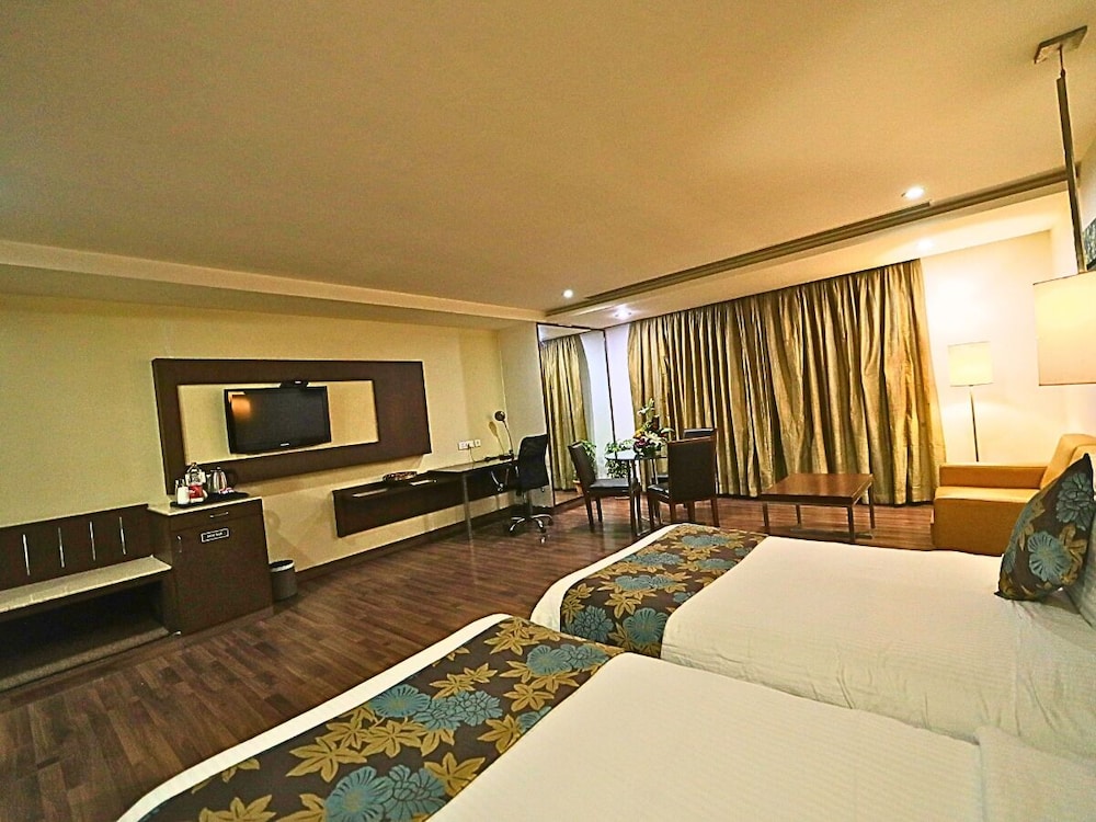 Superior Double or Twin Room photo 2