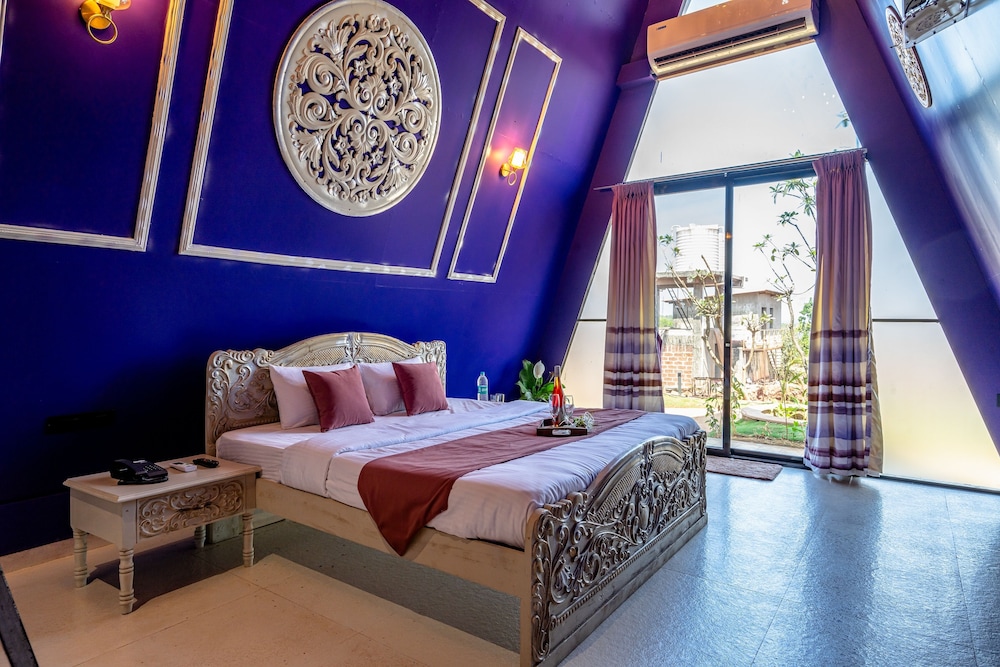 Executive Room - Photo 23