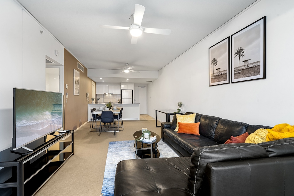 Apartment, 2 Bedrooms - Photo 23