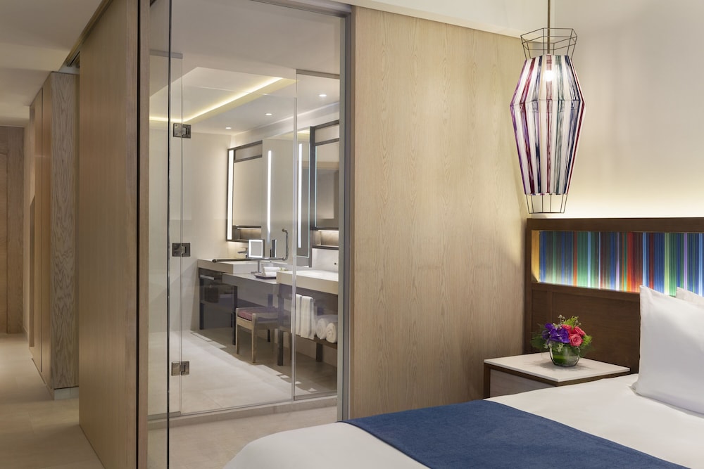 Resort View Junior Suite King