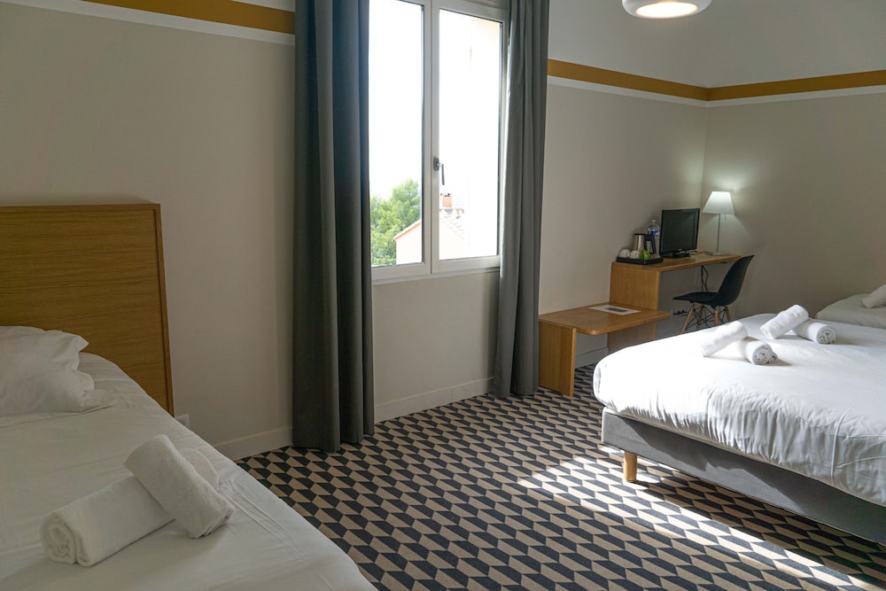 Superior Quadruple Room, Mountain View