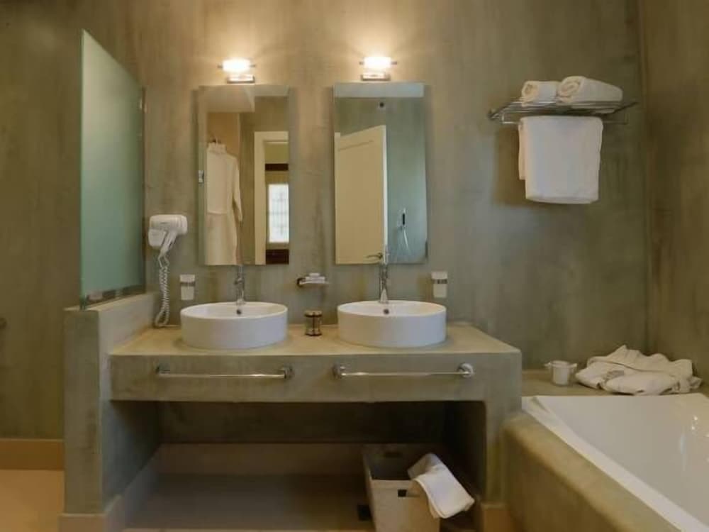 Senior Suite, Sea View photo 3