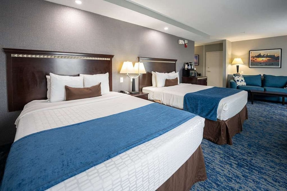 Suite, 2 Queen Beds, Accessible, Non Smoking photo 1