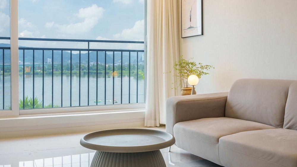 Basic Room, 1 Bedroom (B,2st Floor (River View /BBQ))