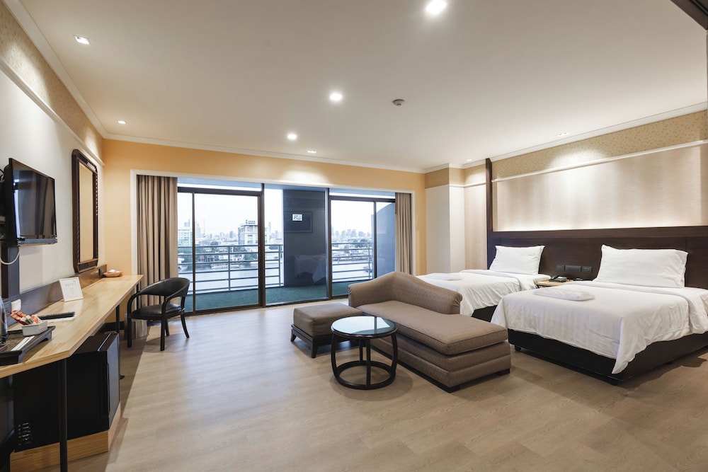 Premier Room Twin Bed (River View) photo 3