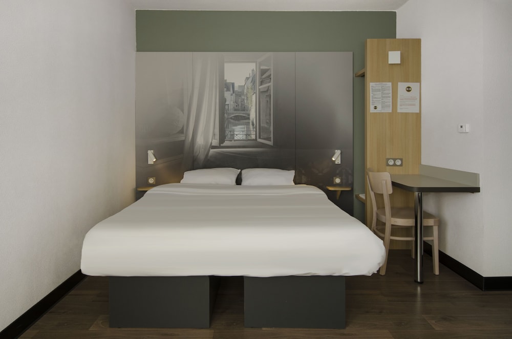 Double Room, Non Smoking - Photo 1