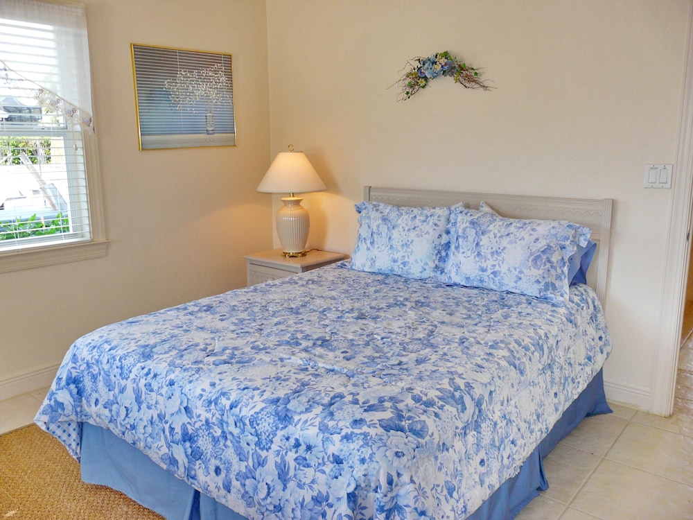 House, Multiple Beds (Pet-friendly waterside home with pool) photo 1