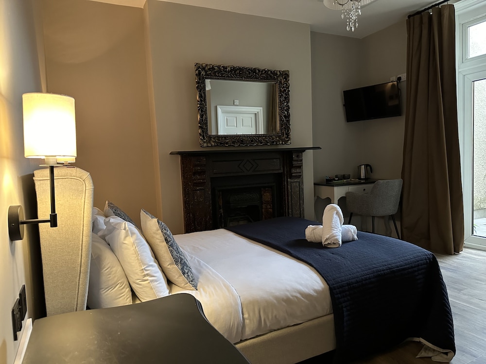 City Double Room - Photo 8