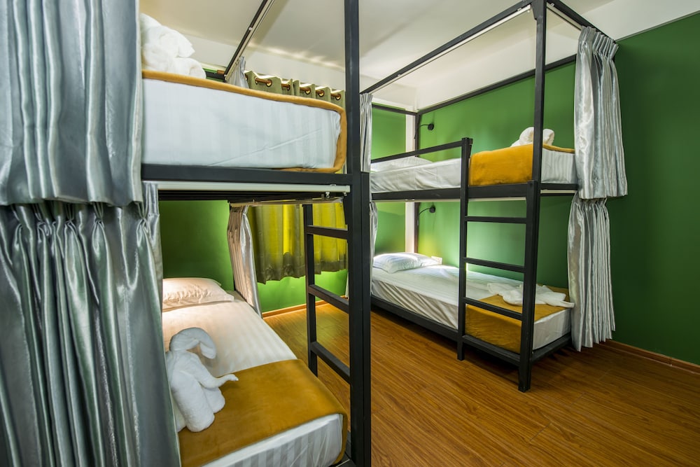 Bed in 4-Bed Mixed Dormitory Room photo 1