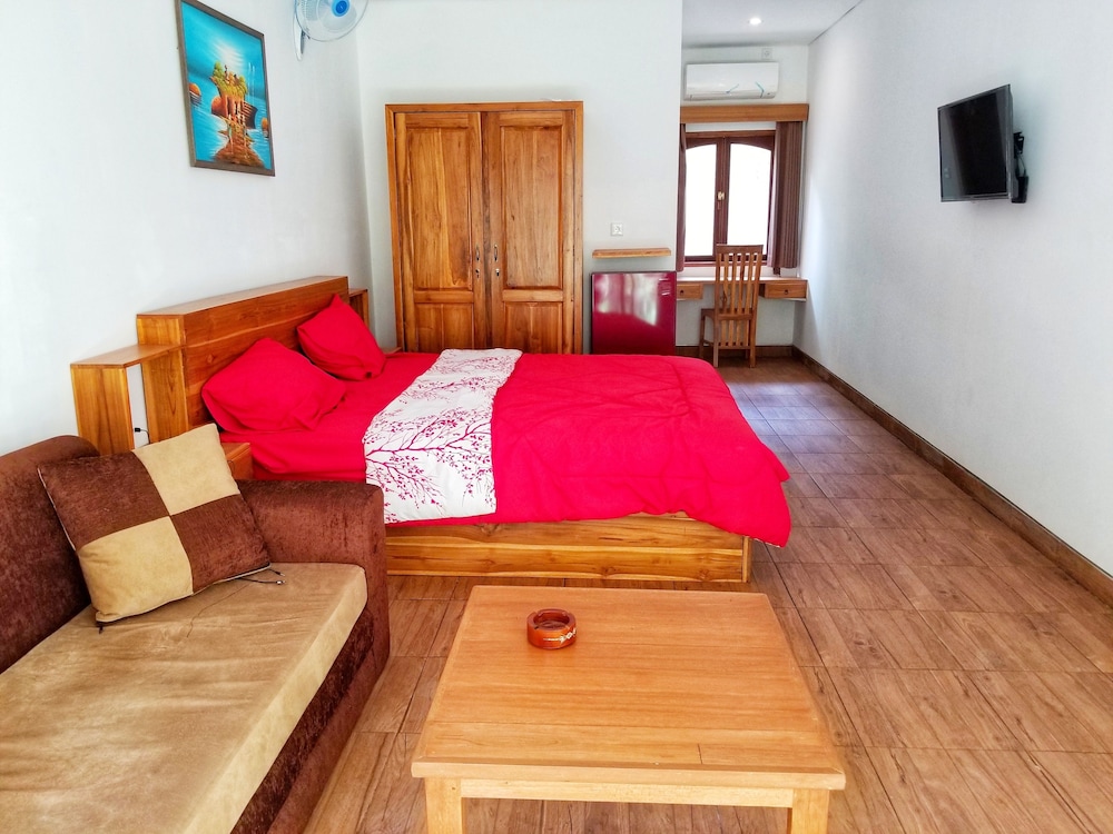 Deluxe Villa, 2 Bedrooms, Garden View, Poolside