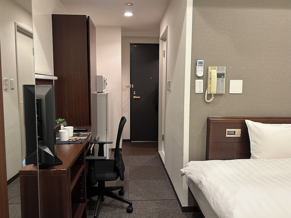 Basic Semi Double Room, Smoking photo 1
