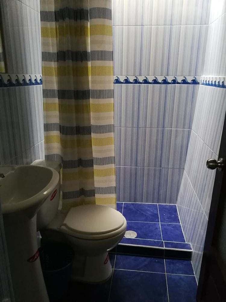 Triple Room, Shared Bathroom photo 2