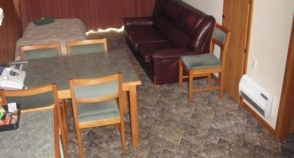 One Bedroom Kitchen Suite