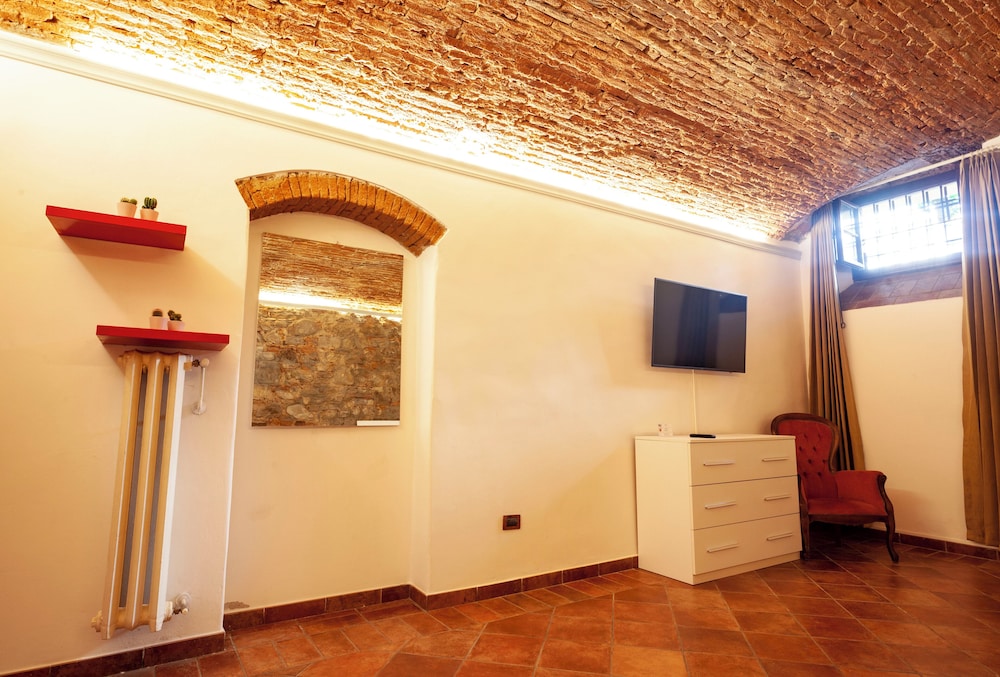 Apartment (seminterrato) photo 2