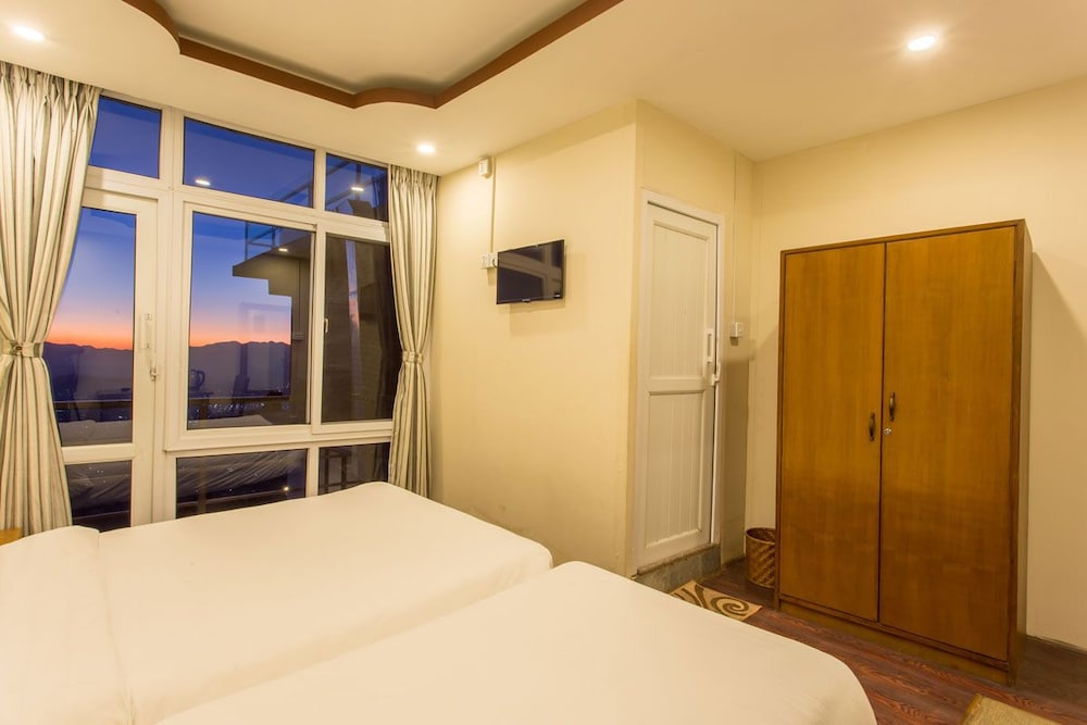 Standard Twin Room photo 2