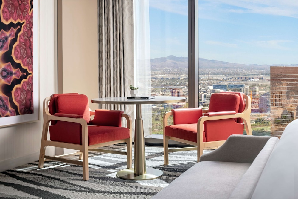 Premium Room, 2 Queen Beds, City View - Photo 3
