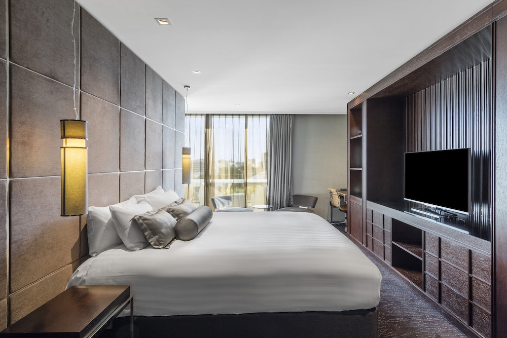 Executive Studio Suite