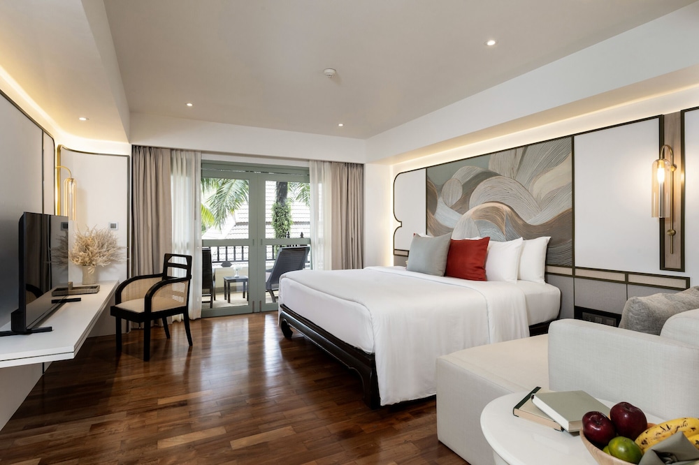 Deluxe Room, 1 King Bed