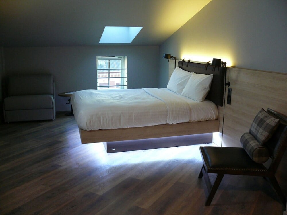 Room, 1 Queen Bed - Photo 7