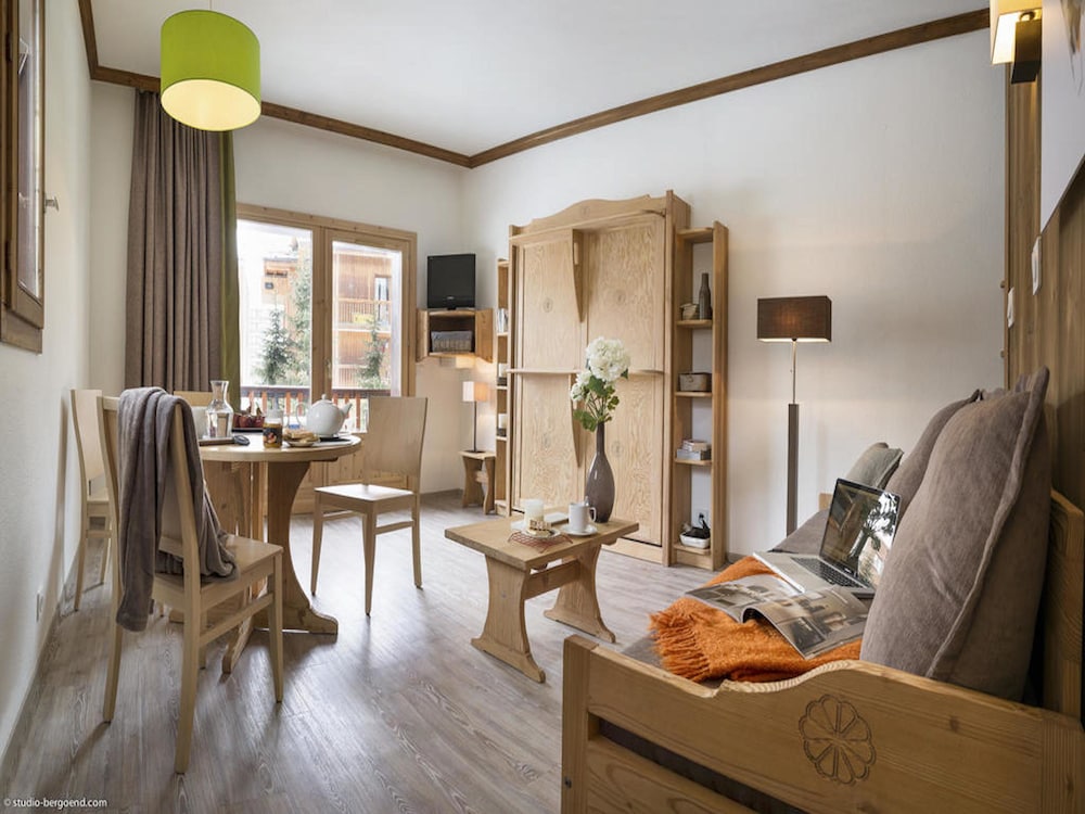 Apartment, Ensuite, Mountain View (Appartement Avec Balcon)