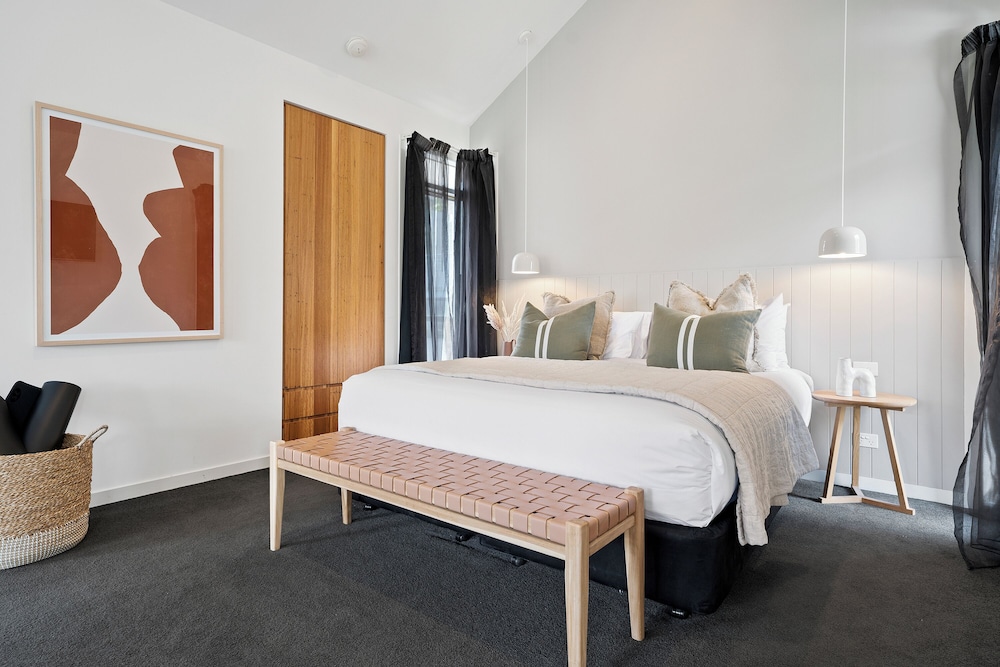 Wellness Villa (King or Twin) photo 2