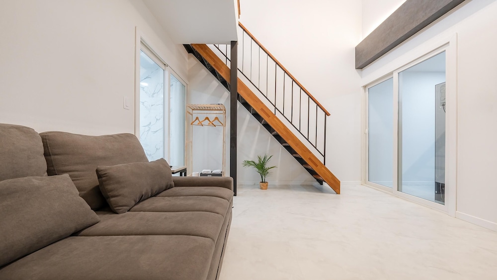 Basic Room, 1 Bedroom (Spa Suite Room 208) - Photo 1
