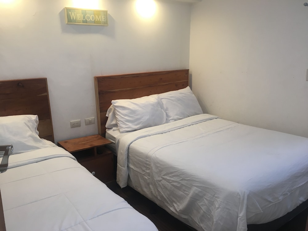 VIP Triple Room, Multiple Beds photo 3