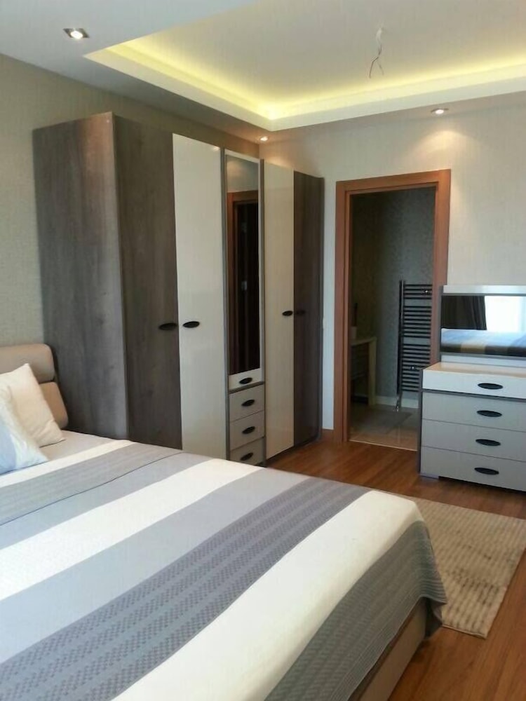 Royal Suite photo 1