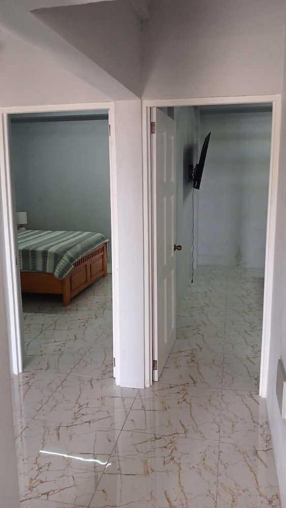 Deluxe Double Room Single Use, Ocean View photo 2