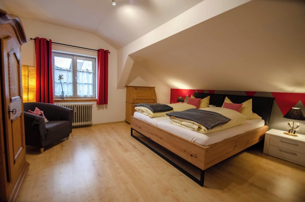 Romantic Condo, 1 Bedroom, Garden View photo 2