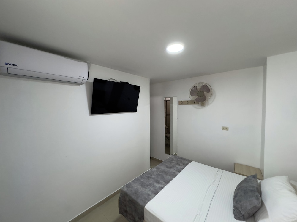 Double room with air conditioning photo 2