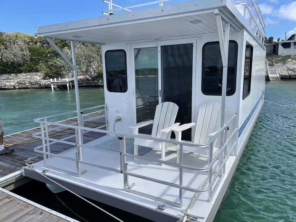 Panoramic Cabin, Ocean View, Overwater