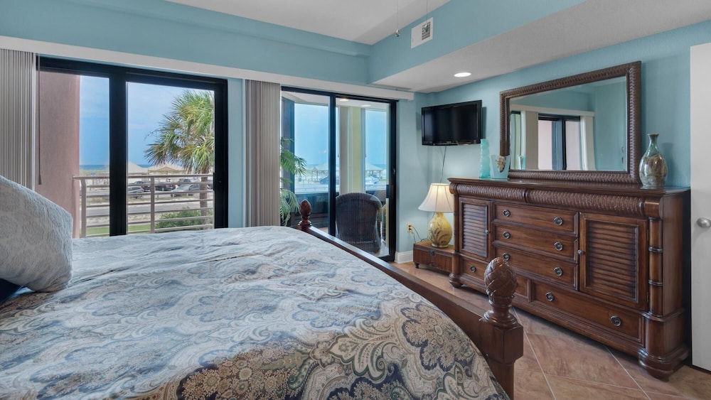 Apartment, Multiple Beds (Palm Beach Club 4-127  Parrot-dise Pa) photo 2